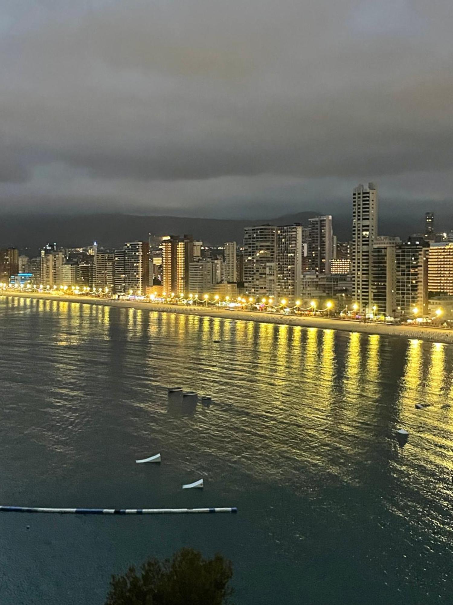 Viva Sky Benidorm Apartment Luaran gambar